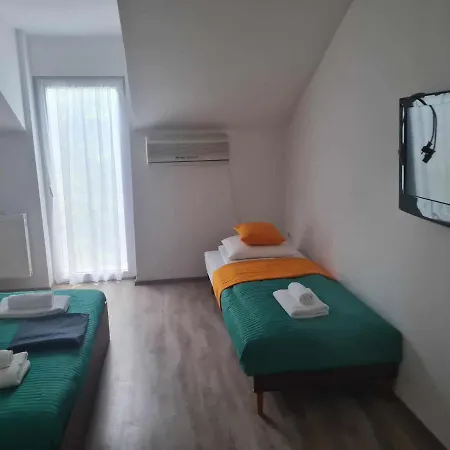 Limonade Vendeghaz Es Bisztro Guest house *